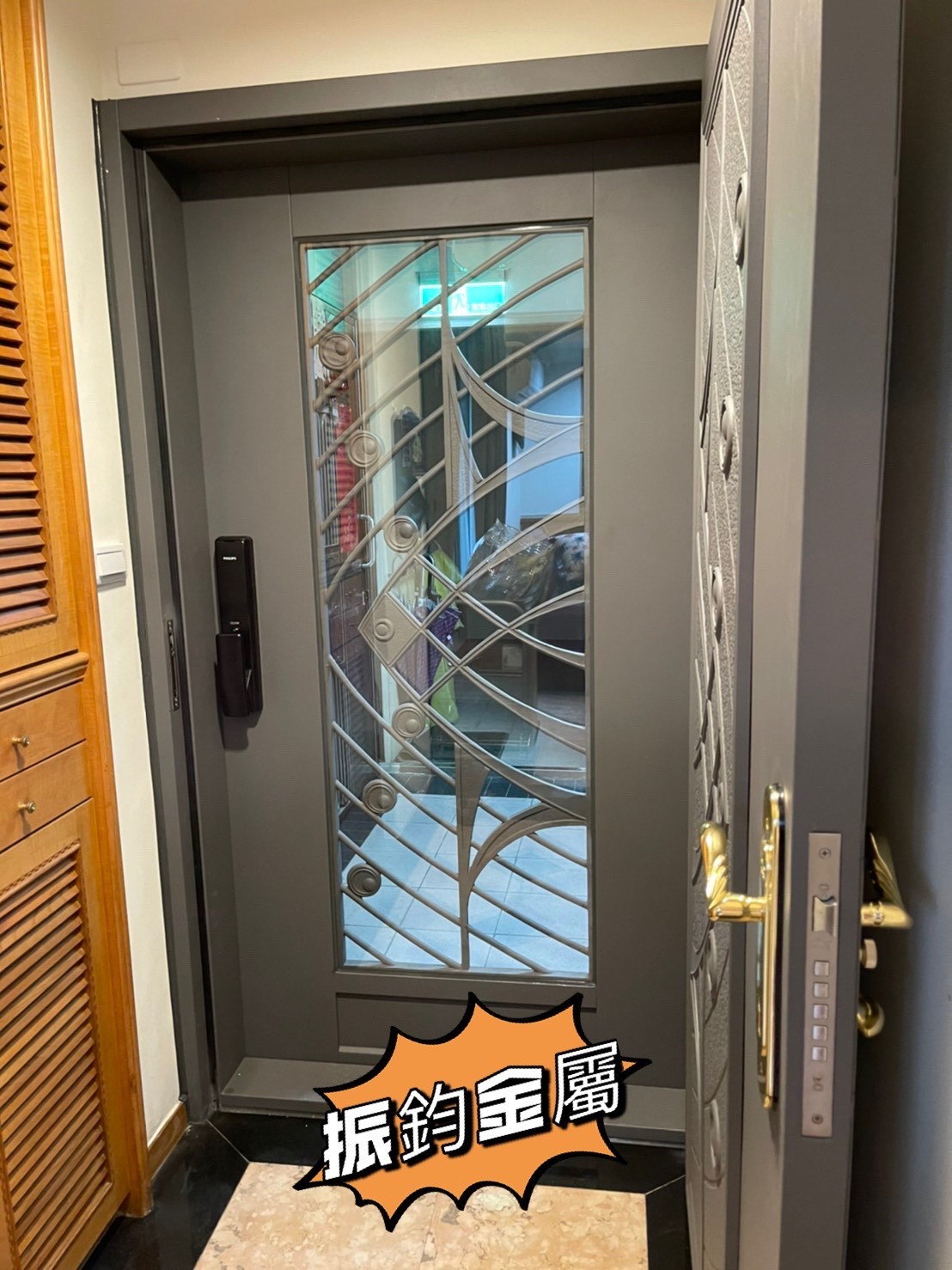 高雄燕巢區玄關門